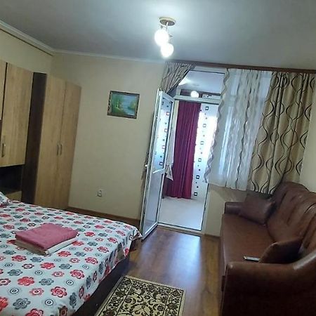 Flora Apartament Apartman Máréfalva Kültér fotó