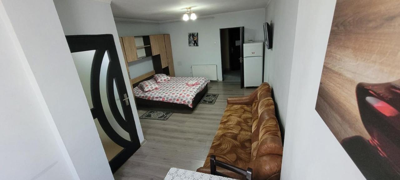 Flora Apartament Apartman Máréfalva Kültér fotó